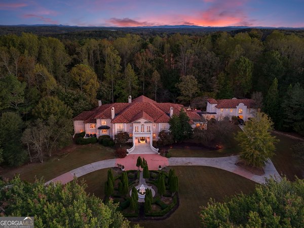 15380 Tullgean Drive, Milton