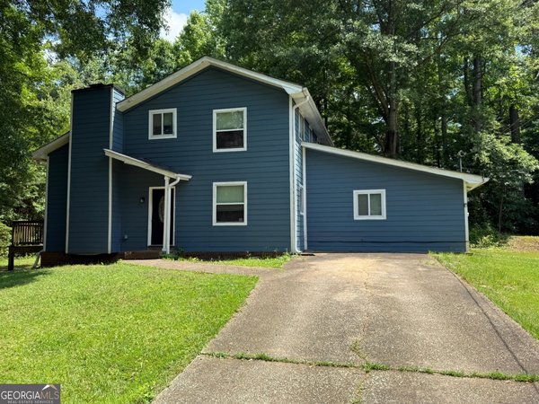 2425 Falls River Drive, Lithia Springs