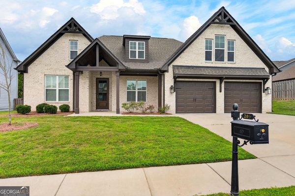 206 Linman Drive Lagrange