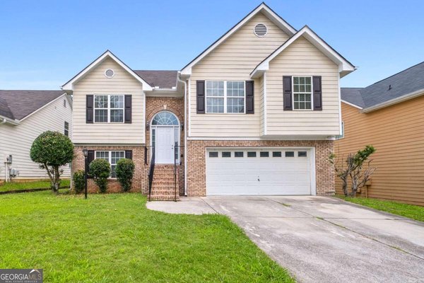 2323 Crimson Creek Lane Snellville