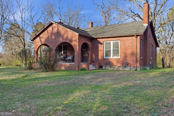 755 Gainesville Highway, Alto