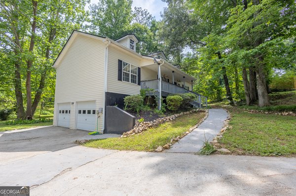 104 Streambank Court, Temple