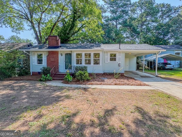 2425 Maple Road, Rome