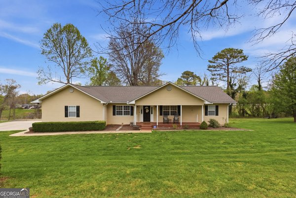 205 Cook Street, Alto