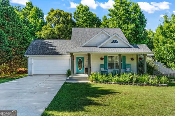 155 Nickel Creek Drive, Mount Airy