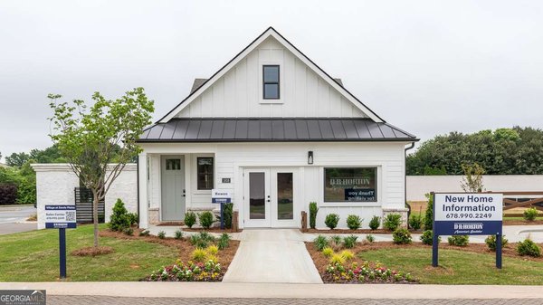 1891 Glasswing Court Marietta
