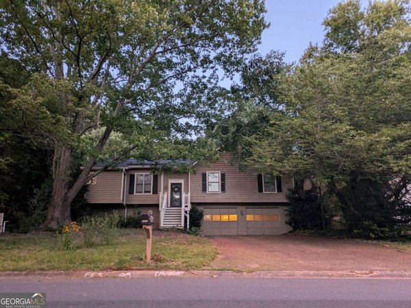 4886 Raven Way, Marietta