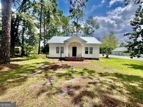 141 First Avenue, McRae-Helena