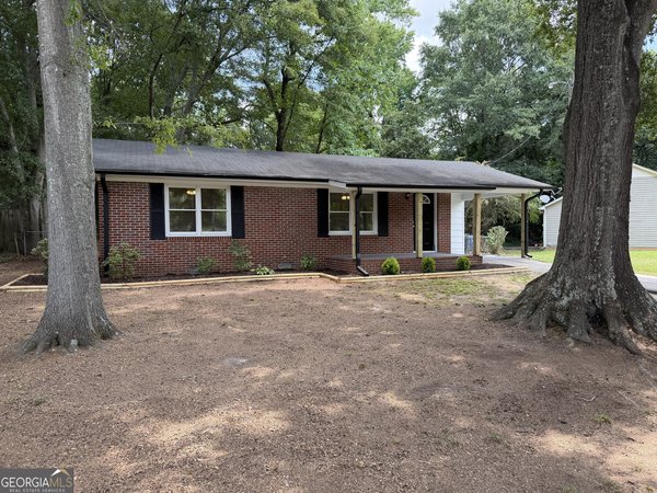 135 Martha Street Winder