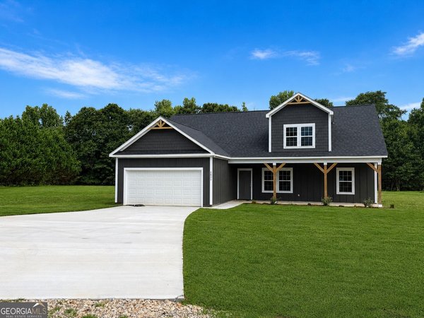 2633 Paoli Street, Comer