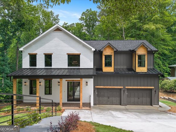 132 Lakeshore Drive, Marietta