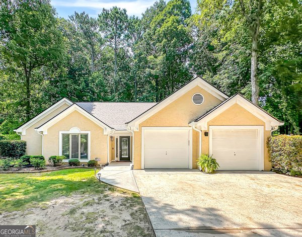 244 Claridge Curve, Peachtree City
