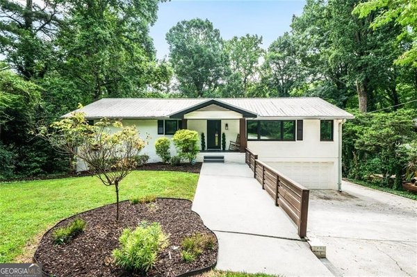 2071 Luxuria Court, Tucker