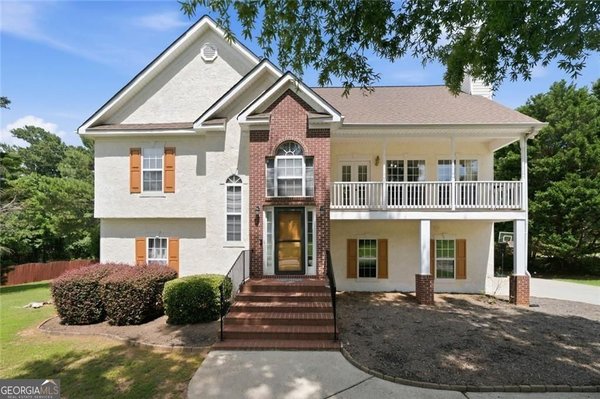 139 Lost Forest Drive, McDonough