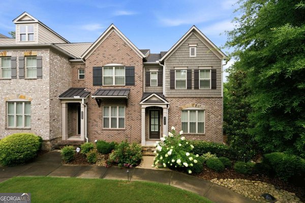 4355 Strand Drive, Smyrna