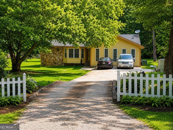 30 Price Drive, Locust Grove