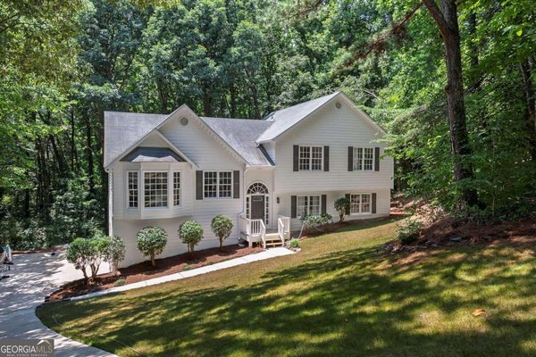 132 Springwater Trace, Woodstock