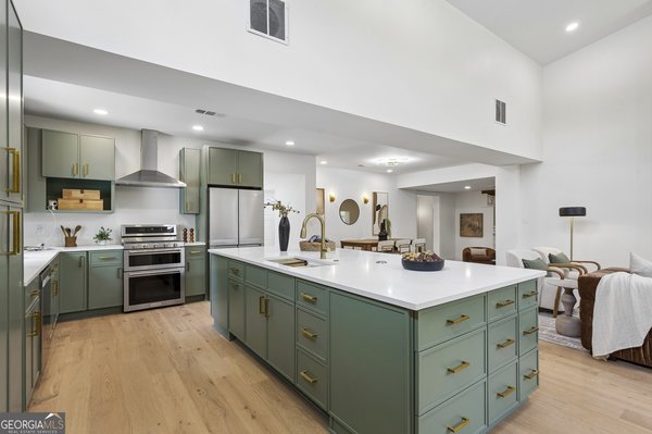 603 Sandtown Road, Marietta