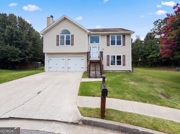 2690 Ward Lake Court, Ellenwood