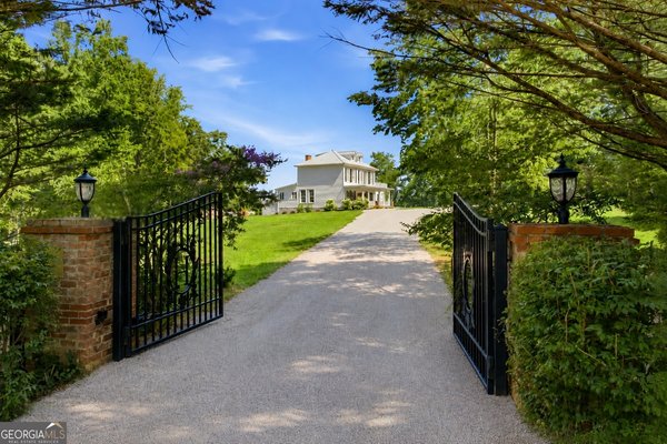527 Mize Road Mount Airy