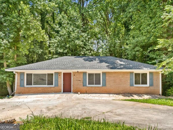 OAKCLIFF ESTATES