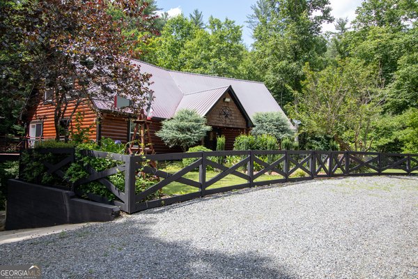 312 Learh Lane, Ellijay