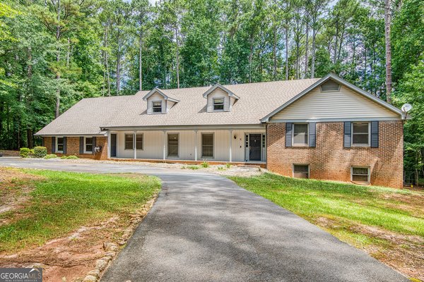121 Stearman Road Fayetteville