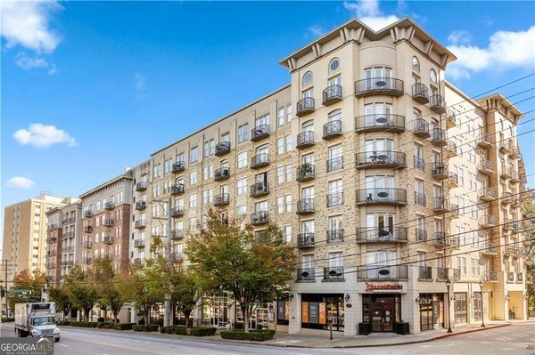 2277 Peachtree Road, Atlanta