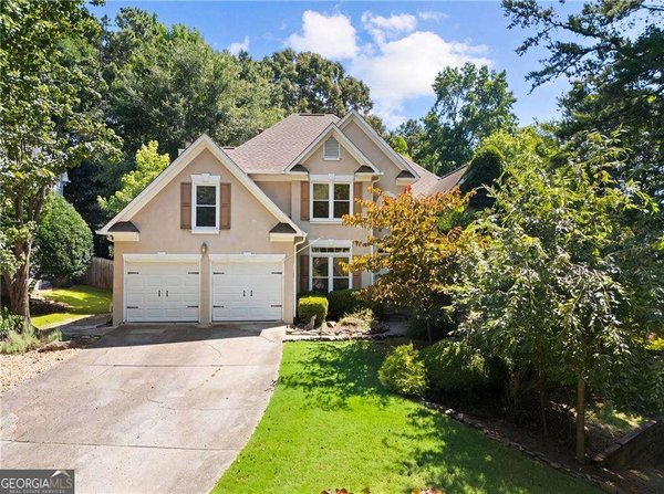135 Nautica Way, Roswell