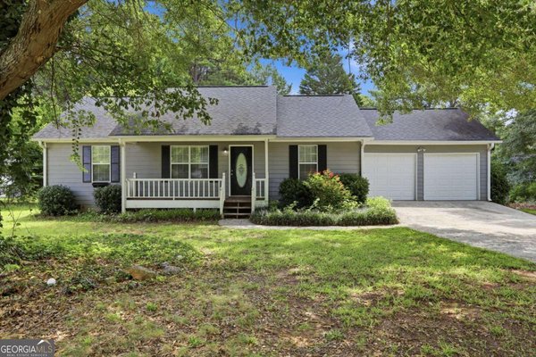 178 Peach Forest Place, Douglasville