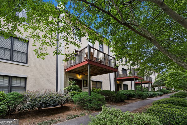 114 Knob Hills Circle, Decatur