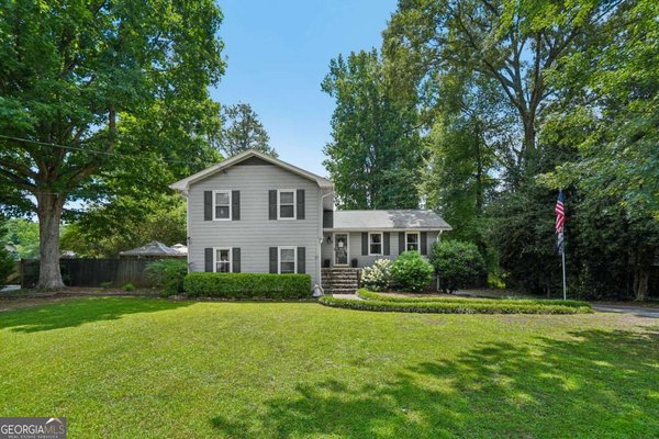 4852 Arrowhead Trail West Lilburn