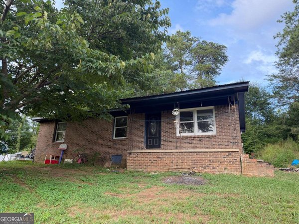 1018 Scott Brown Road, Fairmount