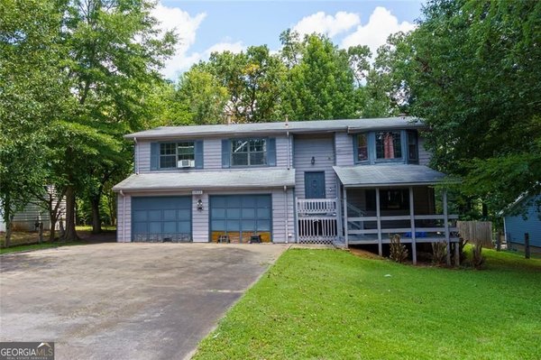2822 WoodHollow Lane Jonesboro