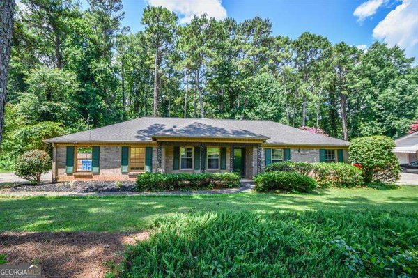 1397 Ridgewood Drive Lilburn