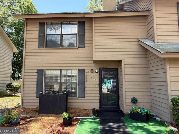 84 Hidden Lake Court Savannah