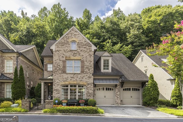 main picture of 317 Riversedge Drive, Atlanta