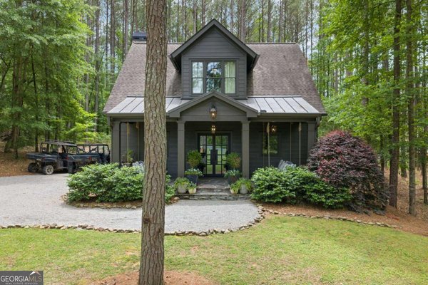 931 Blalock Lakes Drive, Newnan