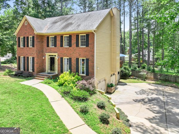 120 Creekwood Trail Fayetteville