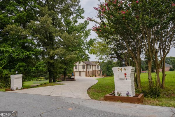 744 Alcovy Way, Lawrenceville
