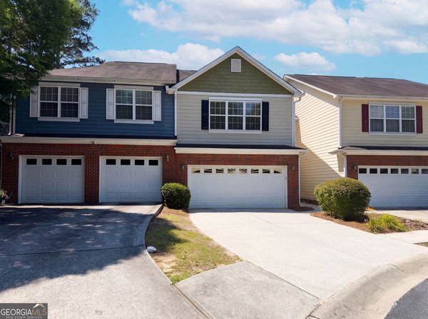 1019 Ivydale Circle, Lawrenceville