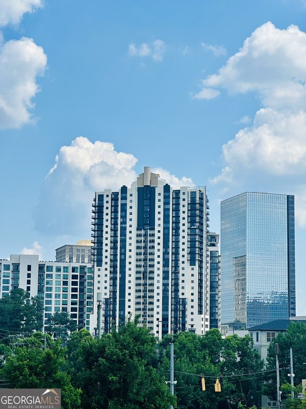 3481 Lakeside Drive, Atlanta