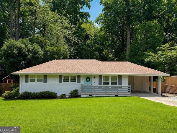 main picture of 2605 Warwick Circle, Atlanta