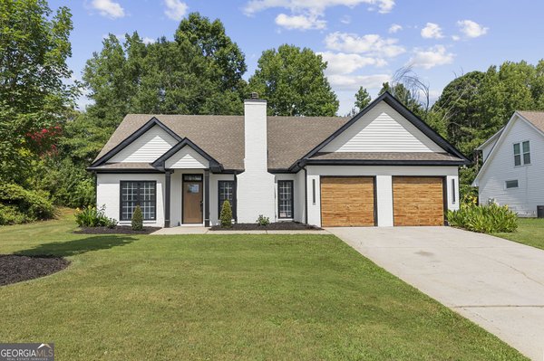 11203 Knotty Pine Hampton