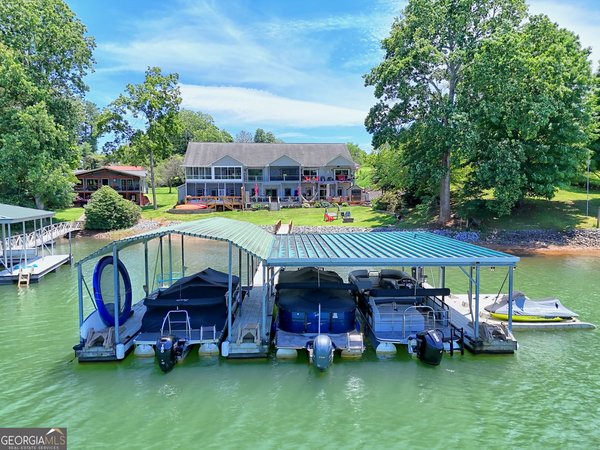 209 Berrong Street Hiawassee
