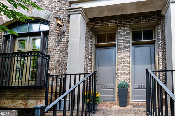 3560 Roswell Road, Atlanta