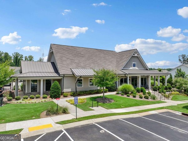 main picture of 3211 Orwell Way, Cumming