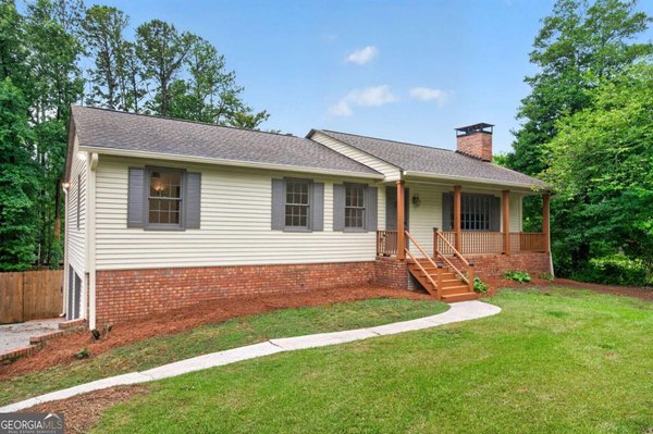 1658 Whitlock Road, Marietta