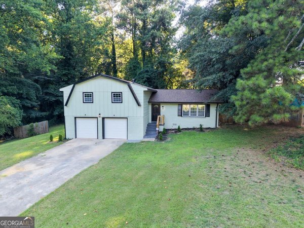 7367 Rountree Drive Riverdale