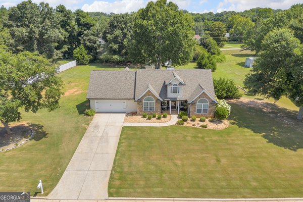521 Annslee Lane, Loganville